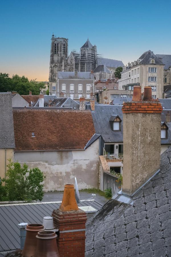 شقة Vue Sur La Cathedrale - Au Coeur De بورج المظهر الخارجي الصورة